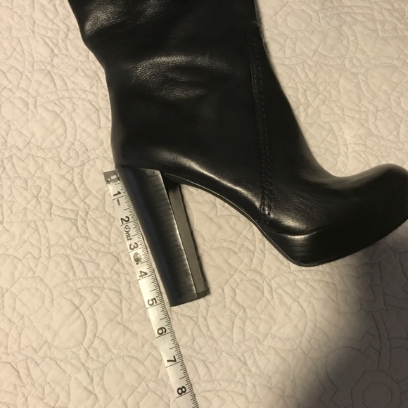 Vince Camuto leather boots - Picture 4 of 12